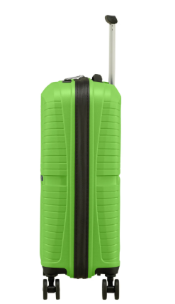 Travel lighter and smarter with the American Tourister Airconic Carry-On (55 cm / 20”).